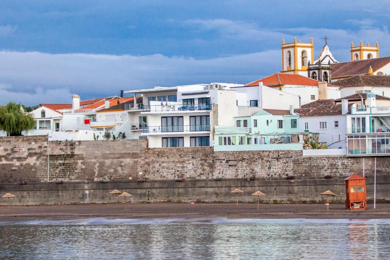 Facing Bay Hostel Praia da Vitoria ภายนอก รูปภาพ