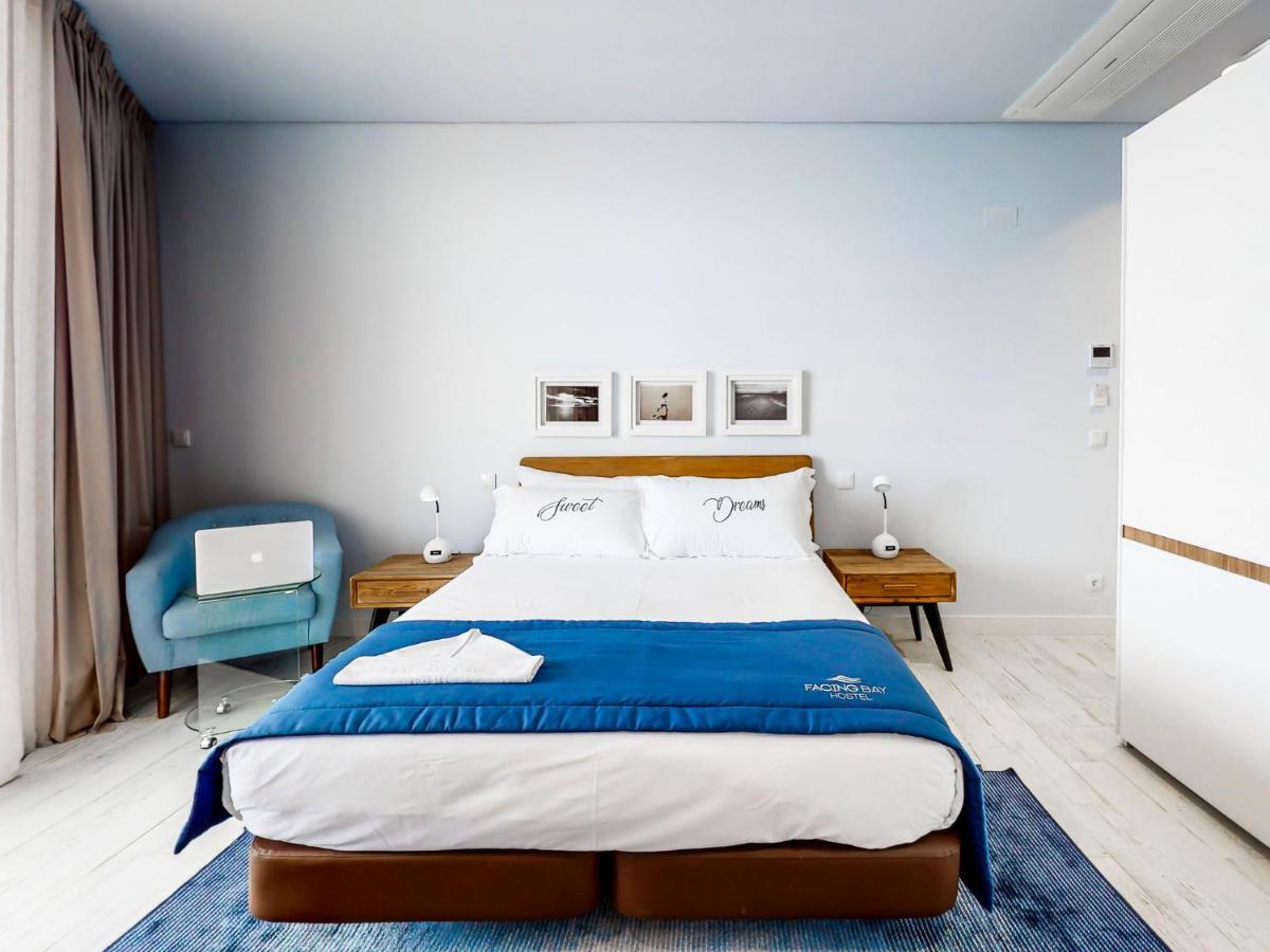 Facing Bay Hostel Praia da Vitoria ภายนอก รูปภาพ