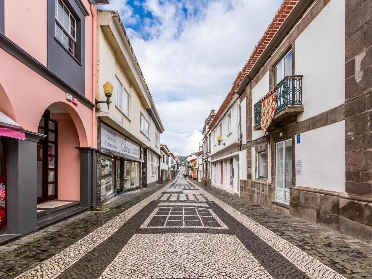 Facing Bay Hostel Praia da Vitoria ภายนอก รูปภาพ